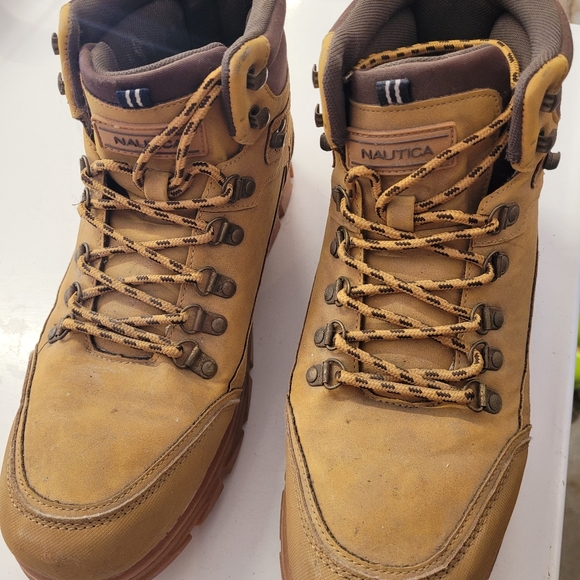 Nautica Boots - Picture 2 of 3